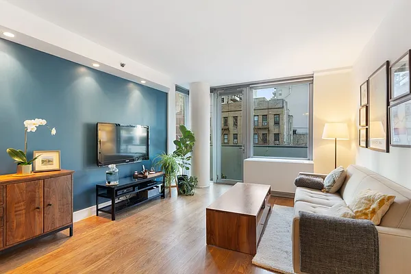 Rented by Corcoran | media 12