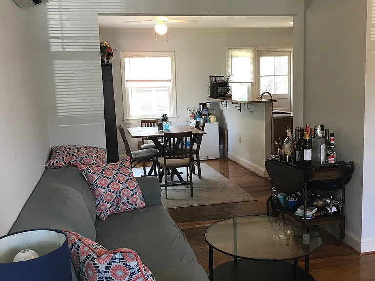 631 N Oakland St — Photo 2