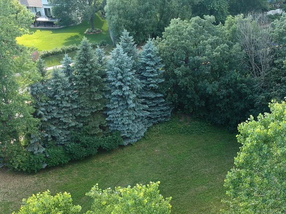 2nd image of 14821 Lac Lavon Dr