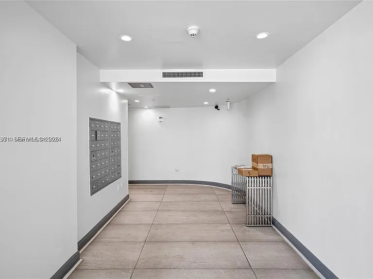 6362 Collins Ave #503 — Photo 7