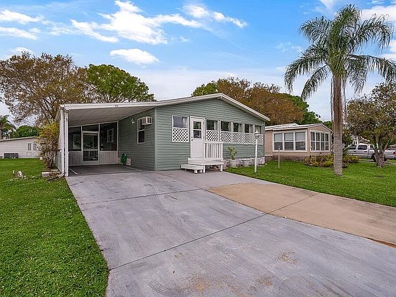 4th image of 1131 Sabal Palm Lane