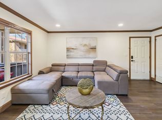 906 Chapel Creek Dr, Birmingham, AL 35226