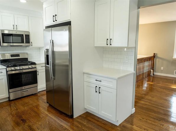 (undisclosed Address), Islip Terrace, NY 11752