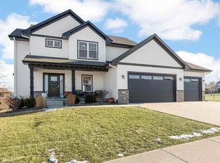 112 Sedona St, Iowa City, IA 52246
