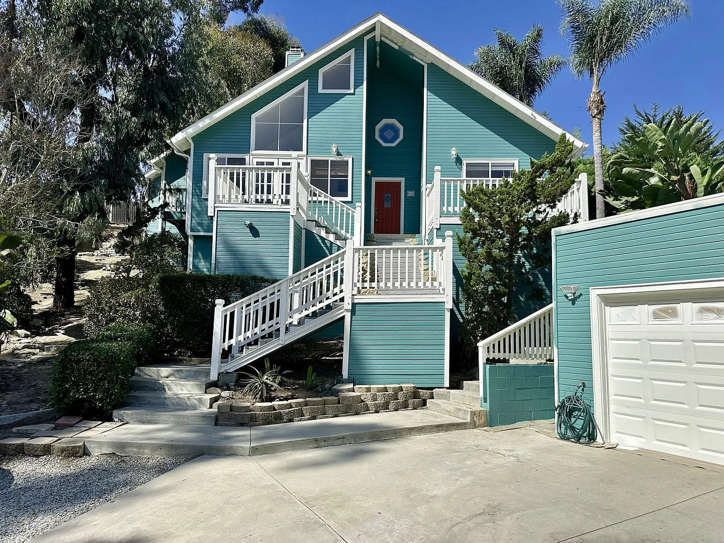 3 Bedroom + Loft + Office Oceanside Home — Photo 3
