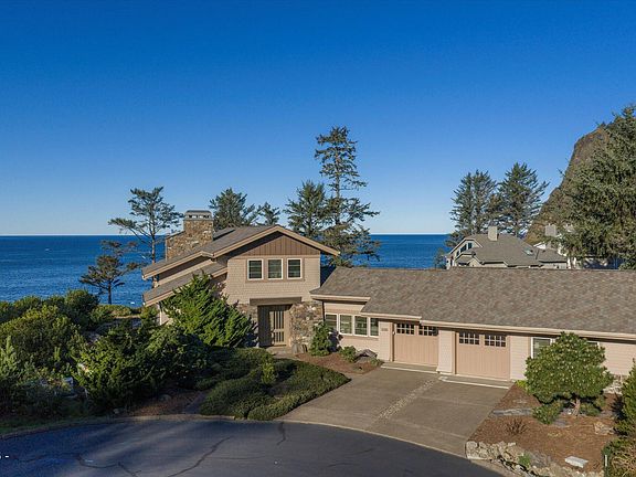 3rd image of 218 Sea Crest Pl