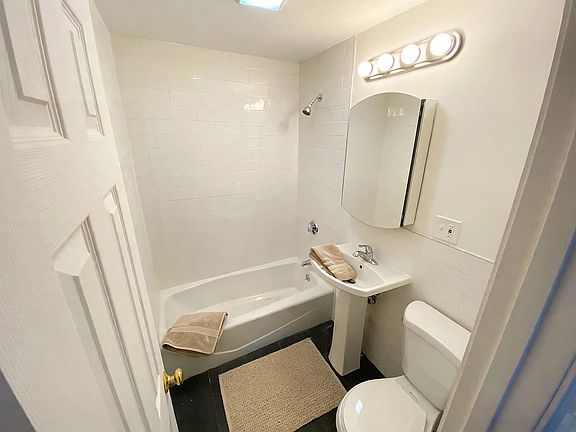 2nd image of 27 Egremont Rd #8