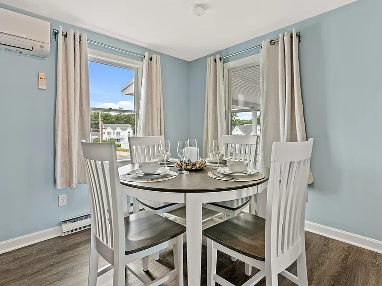 911 Ocean Blvd #10 — Photo 26