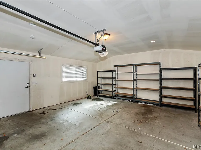 40157 Highland Rd #B — Photo 14