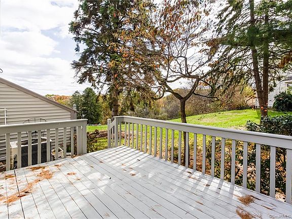 3rd image of 28 Highcrest Dr #28