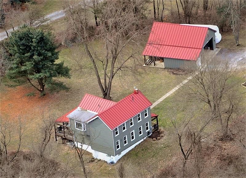 1st image of 475 Amsler Ridge Rd