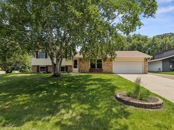 13406 Florida Ct, Apple Valley, MN 55124