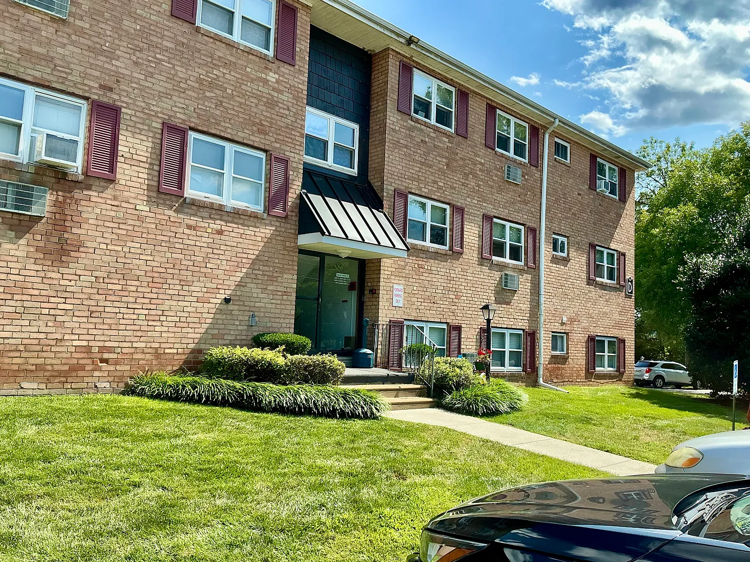 1 bed, 722 sqft, $1,650 — Photo 1