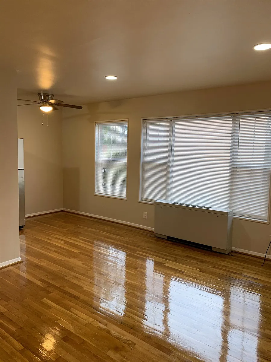 Building Photo - Stratford Terrace Apartments, LLC