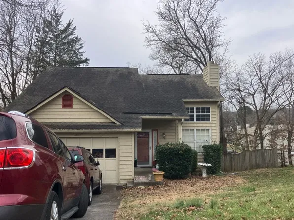 1437 Overton Ln, Knoxville, TN 37923
