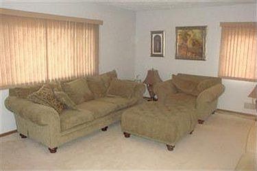 3rd image of 5831 Doxmere Dr