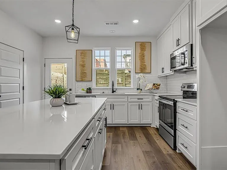 743 S Washington Ave. — Photo 11