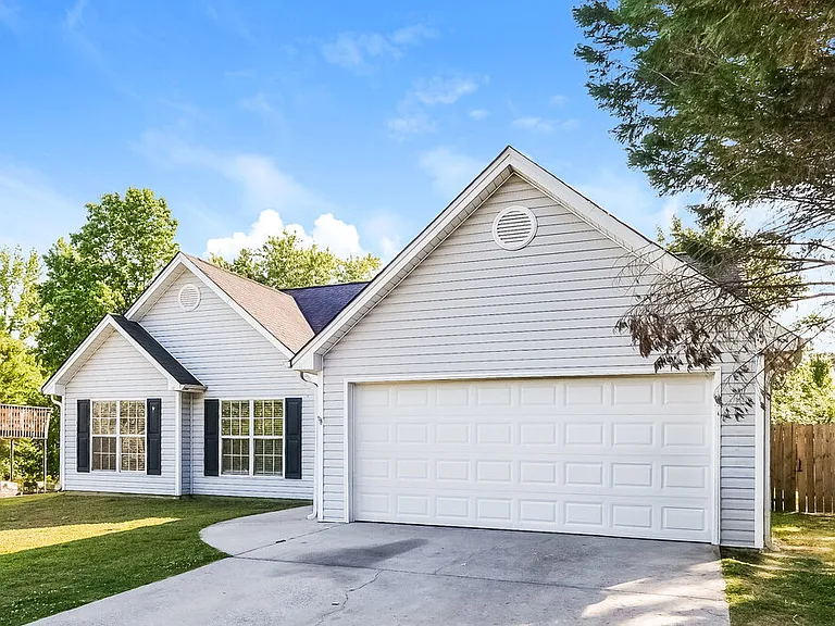 5400 Princeton Oaks Dr — Photo 3