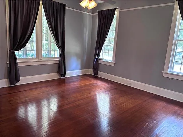 525 N Laurel St — Photo 4