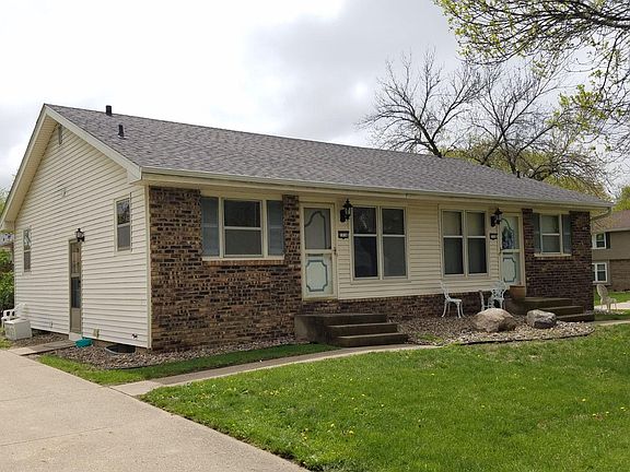 7716 Prairie Ave.