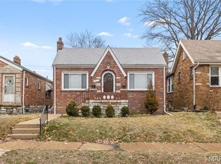 4981 Pernod Ave, Saint Louis, MO 63139