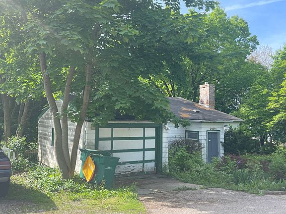3rd image of 21611 W Birch St