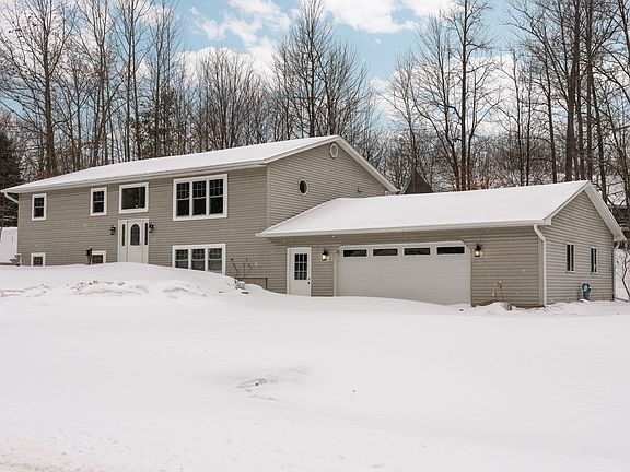 3rd image of 3303 Columbine Ct