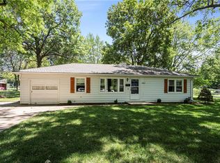 4507 Westridge Rd, Kansas City, MO 64133