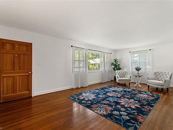 3rd image of 638 Bethany Ct