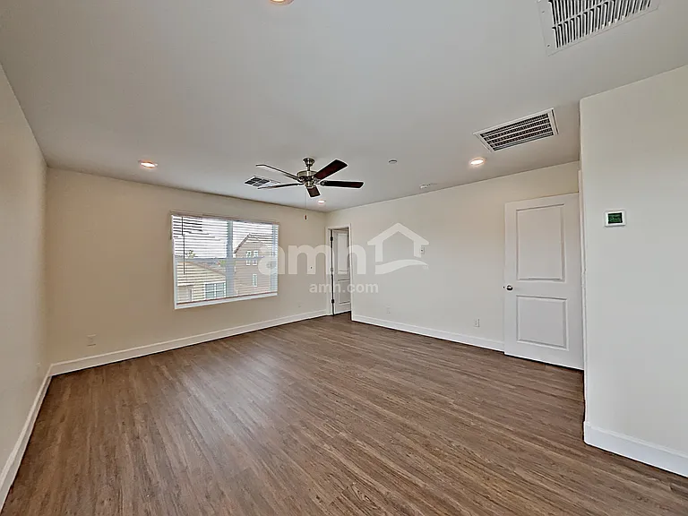 5968 W Columbine Dr — Photo 9