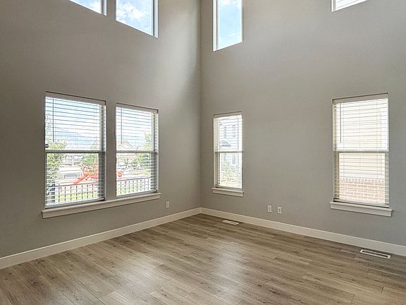 4th image of 13959 Silver Peak Ln