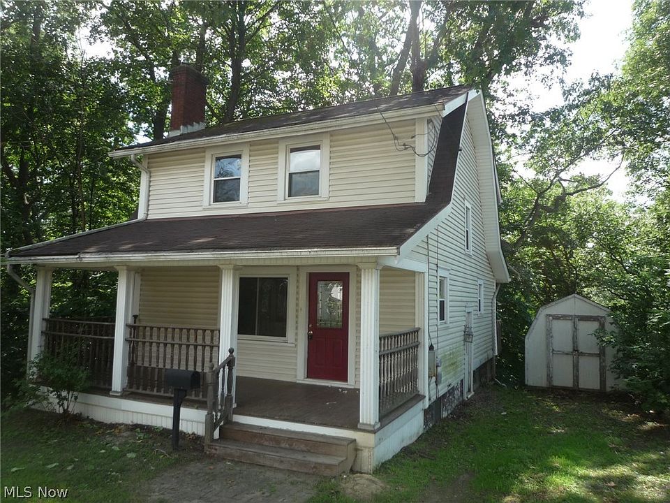 1st image of 1326 Hillcrest Dr