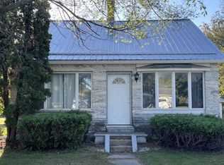 1346 E Caro Rd, Caro, MI 48723