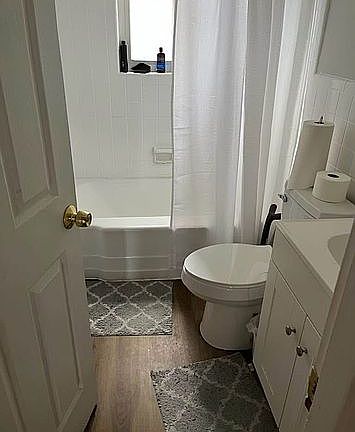 5th image of 236 Burkhart Ave