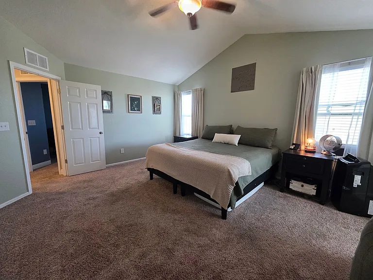 8807 Silver Glen Dr — Photo 12