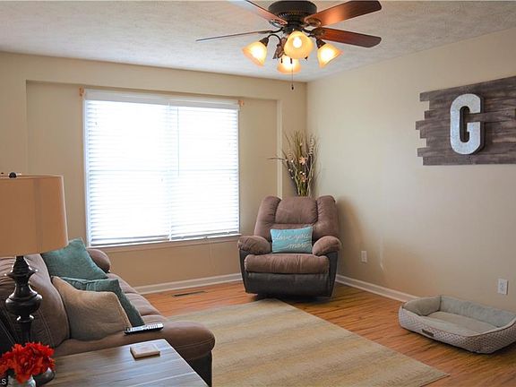 4th image of 8261 Creedmoor Dr