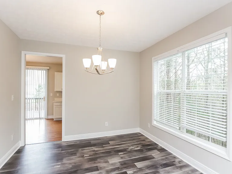 7038 Hillcrest Chase Ln — Photo 6