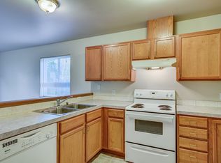 1486 NW Falls Creek Loop UNIT 4, Oak Harbor, WA 98277