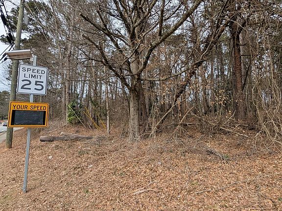 3rd image of 5305 Sycamore Rd