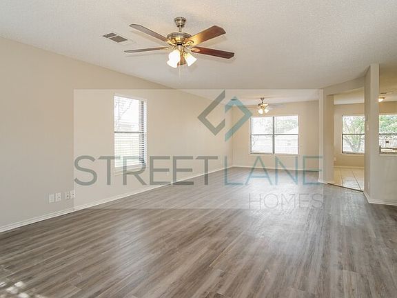 4th image of 1823 Gunsight Dr