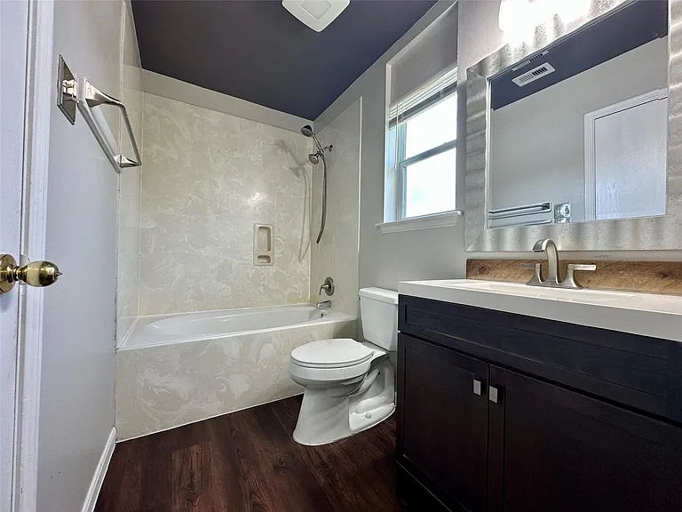 8607 Heather Bluff Ct — Photo 14