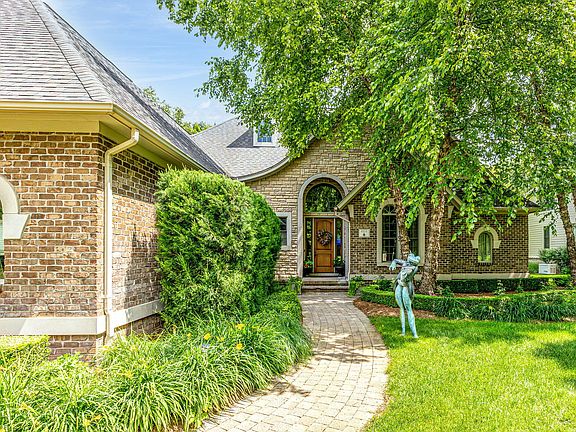 3rd image of 6251 Dublin Dr