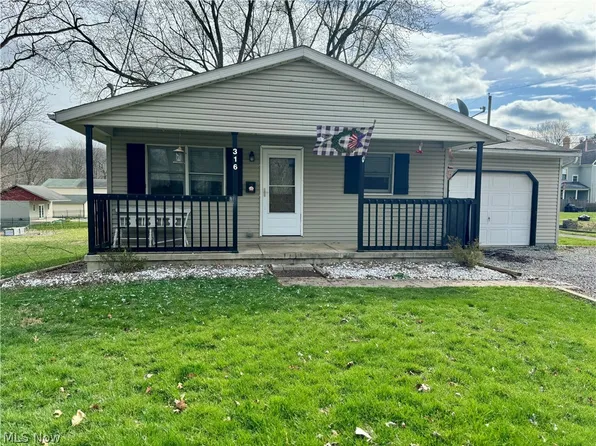 316 Cherry St, Lisbon, OH 44432