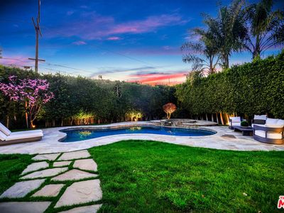 13089 Blairwood Dr, Studio City, CA, 91604