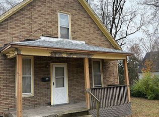 1105 W Green St, Decatur, IL 62522