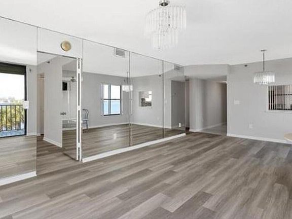 5th image of 896 N Federal Hwy APT 332