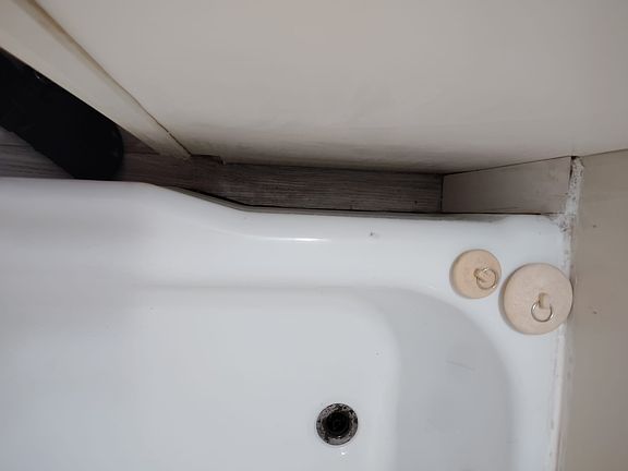 5th image of 501 Chicago Rd APT 3
