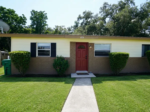 459 Winners Cir #459, Lady Lake, FL 32159