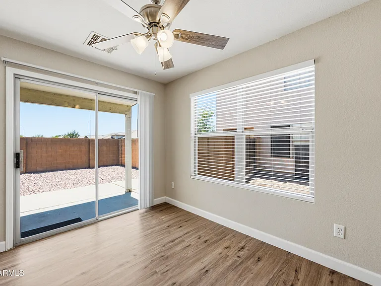 2851 E Cherry Hills Dr — Photo 9