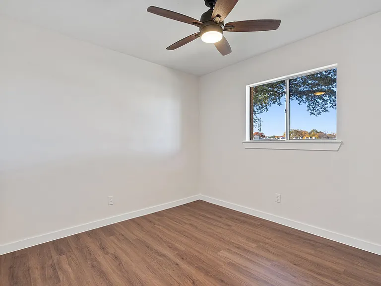 1464 Big Bend Dr — Photo 21